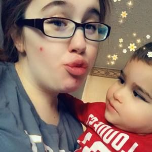 Meet your Posher, Dominica